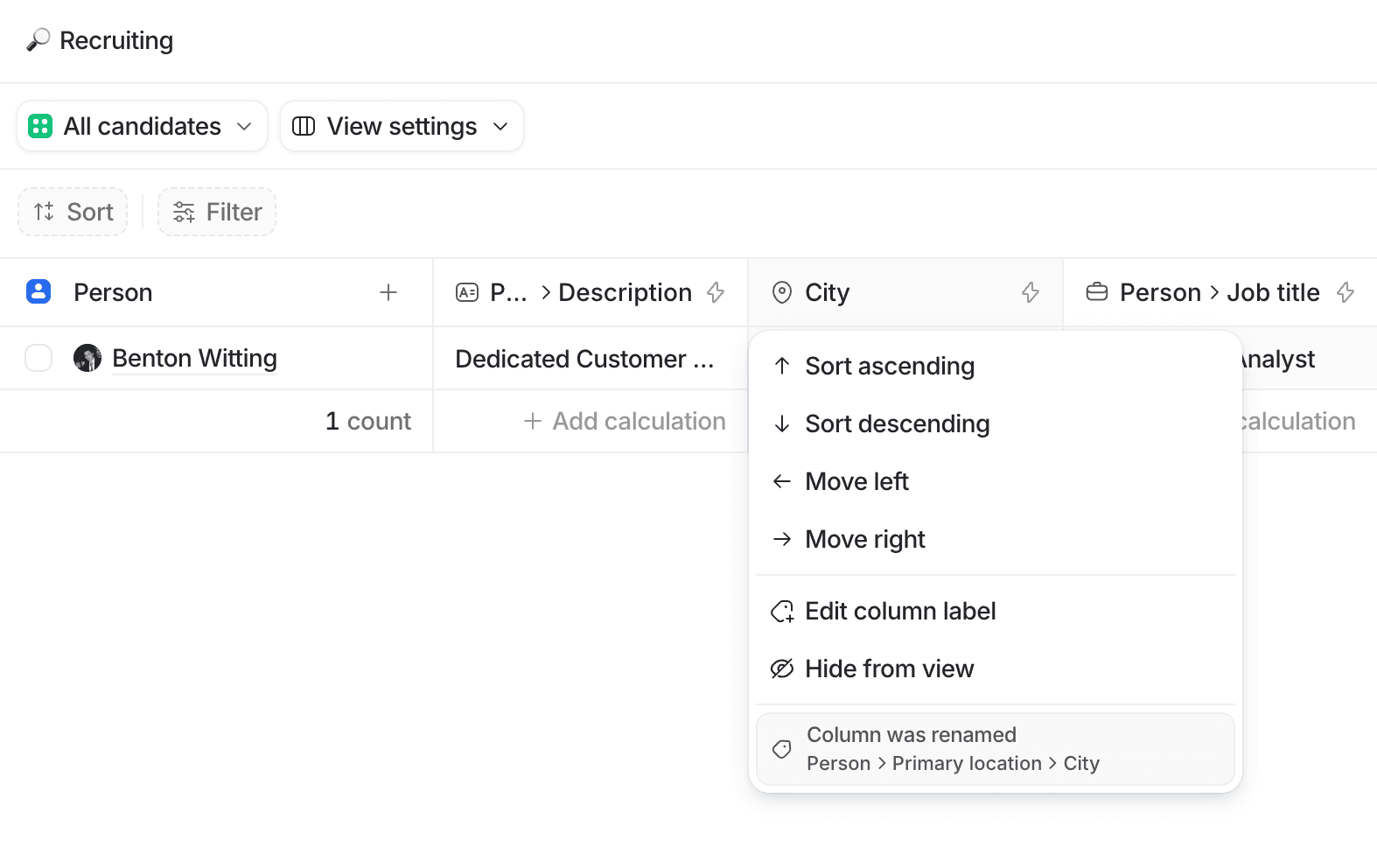 Table view showing a recruiting list with columns for person, description, city, and job title. A menu is open with the name of the attribute prior to being renamed